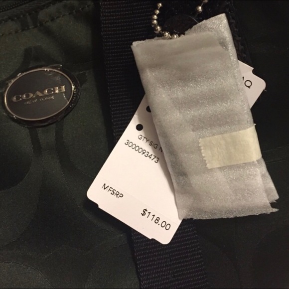 Overnight coach tote 12x18 - Picture 2 of 3